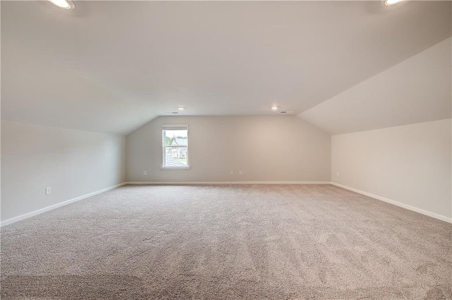 Spacious, unfurnished interior of a new home in Kingston, Locust Grove (Image 31).