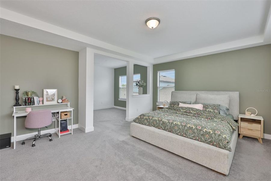 Furnished interior view inside a new home in , Apollo Beach (Image 46).