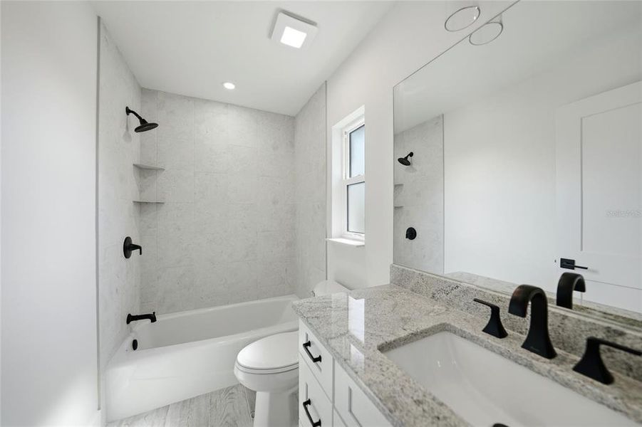 Furnished interior view inside a new home in , Arcadia (Image 14).