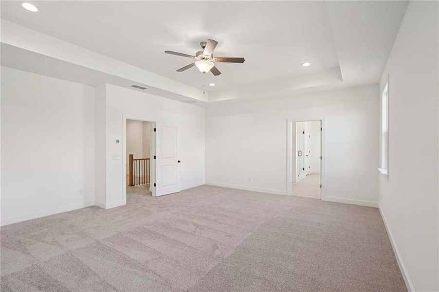 Spacious, unfurnished interior of a new home in East Harbor II at Chestatee, Dawsonville (Image 13).