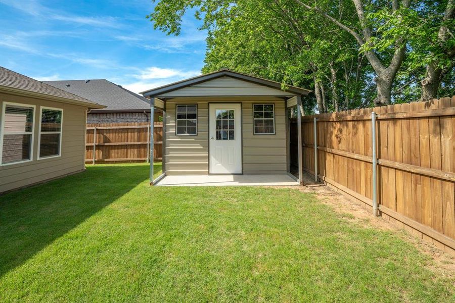 Exterior details and patio area of a home in , Greenville (Image 28).