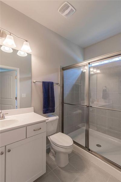 Furnished interior view inside a new home in Fair Oak, Calhoun (Image 8).