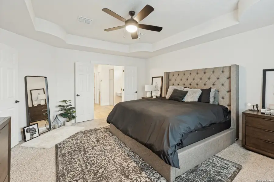 Furnished interior view inside a new home in Comanche Ridge, San Antonio (Image 6). Furnished interior view inside a new home in Comanche Ridge, San Antonio (Image 6).