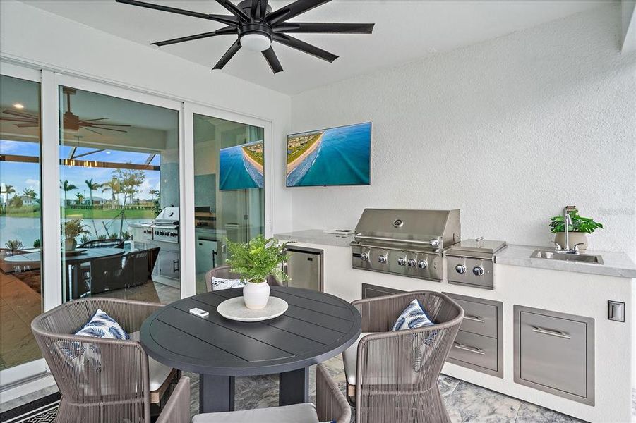 Furnished interior view inside a new home in , Venice (Image 34).