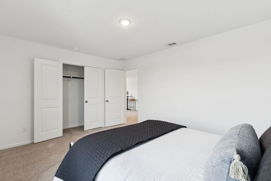 Furnished interior view inside a new home in River Ranch, Dayton (Image 25).