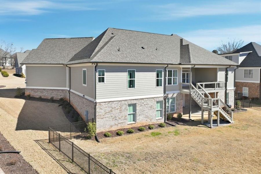 Exterior details and patio area of a home in , Jefferson (Image 28).