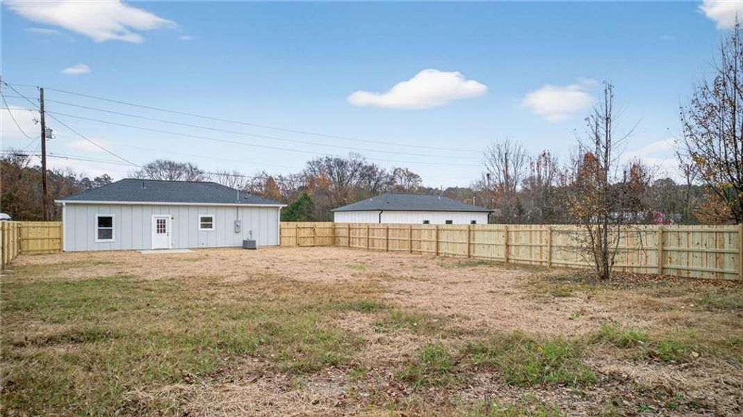Exterior details and patio area of a home in , Rome (Image 17).