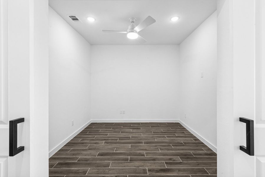 Convenient home office Convenient home office