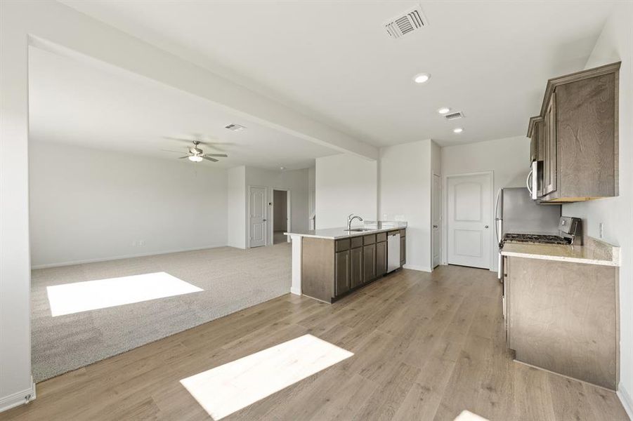 Spacious, unfurnished interior of a new home in Cresson Estates, Cresson (Image 7).