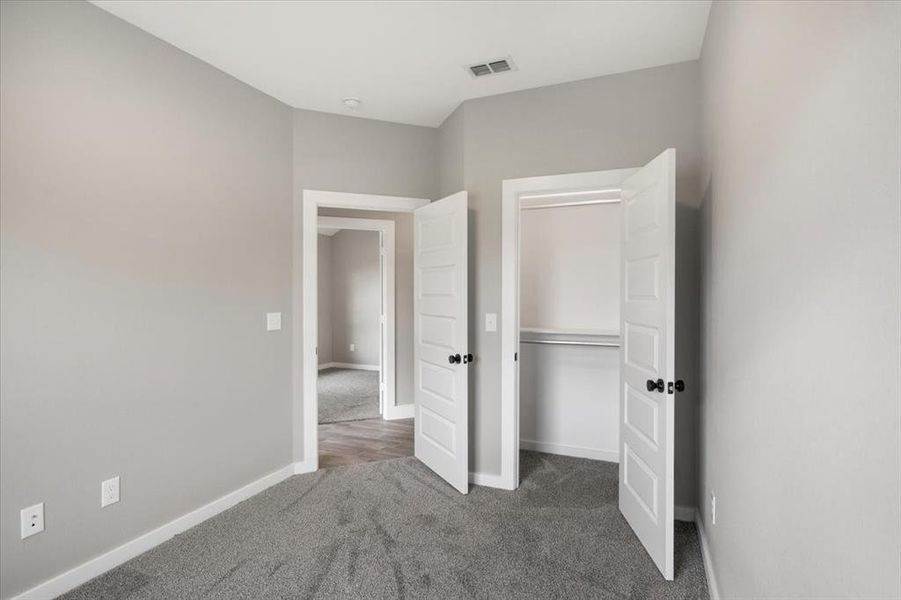 Spacious, unfurnished interior of a new home in , Lindale (Image 21).