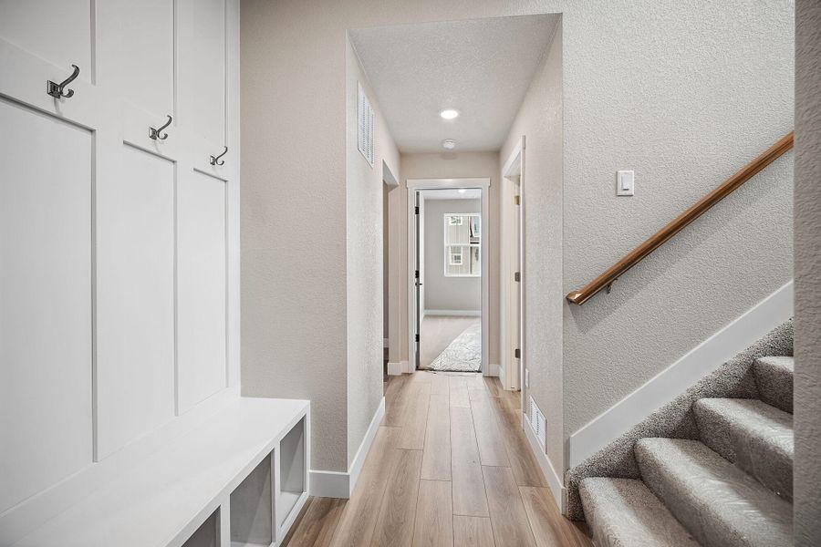 Spacious, unfurnished interior of a new home in Pony Park, Colorado Springs (Image 22).