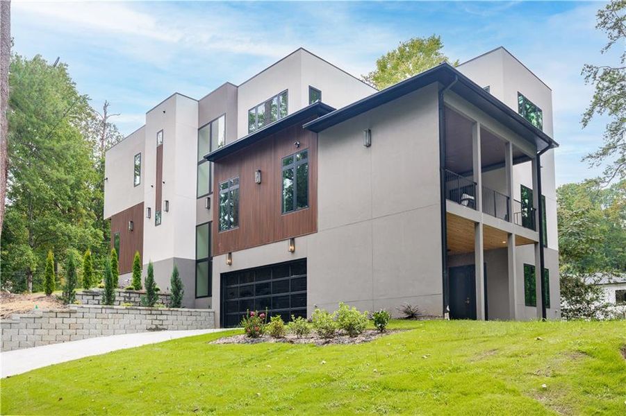 Front exterior of a new home in , Atlanta, GA, highlighting curb appeal (Image 29). Front exterior of a new home in , Atlanta, GA, highlighting curb appeal (Image 29).