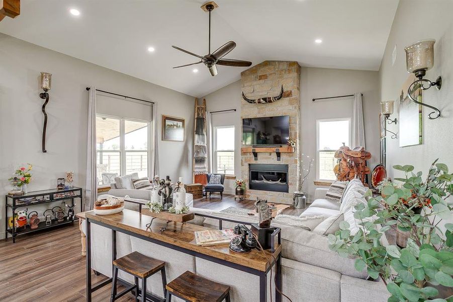 Furnished interior view inside a new home in , Blum (Image 30).
