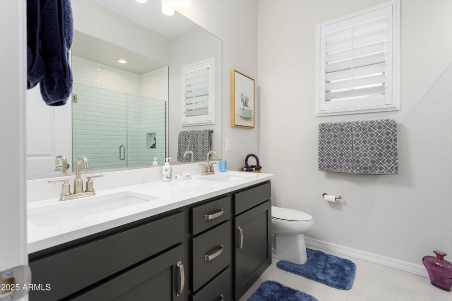 23-Bathroom 2 23-Bathroom 2