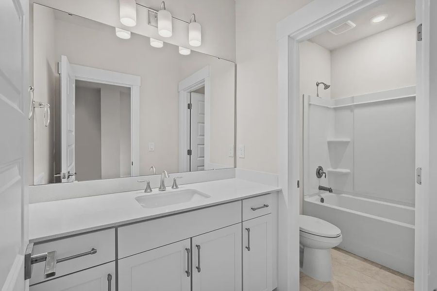 Furnished interior view inside a new home in Harbor Oaks Marina, Myrtle Beach (Image 12).