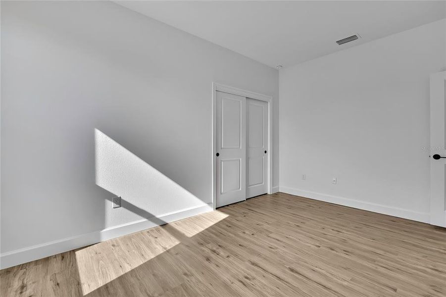 Spacious, unfurnished interior of a new home in , Spring Hill (Image 47).