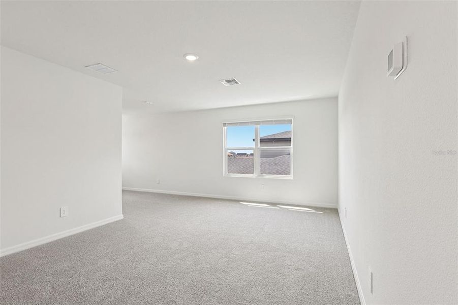 Spacious, unfurnished interior of a new home in Crosswinds - Classic Series, Haines City (Image 19). Spacious, unfurnished interior of a new home in Crosswinds - Classic Series, Haines City (Image 19).