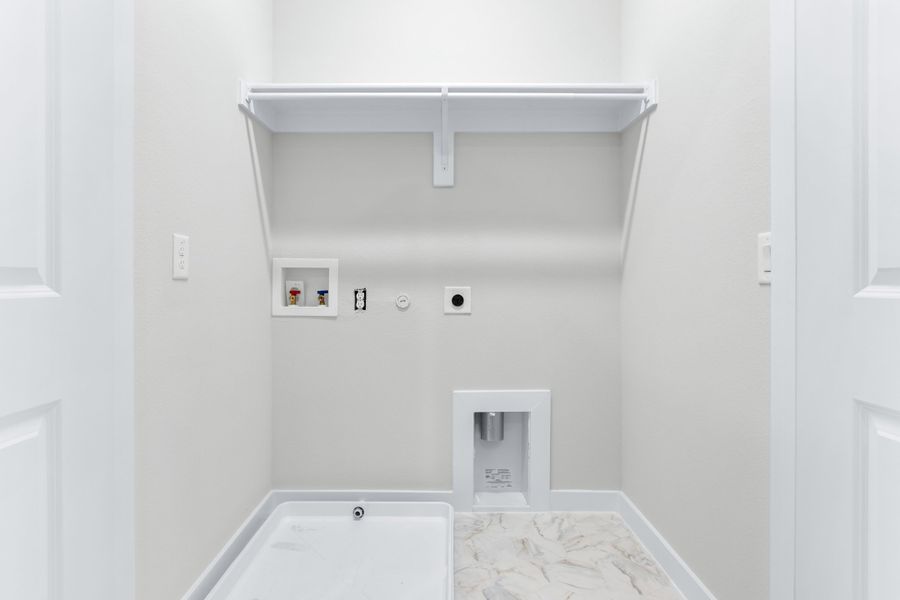 Spacious, unfurnished interior of a new home in Wildridge, Oak Point (Image 41). Spacious, unfurnished interior of a new home in Wildridge, Oak Point (Image 41).