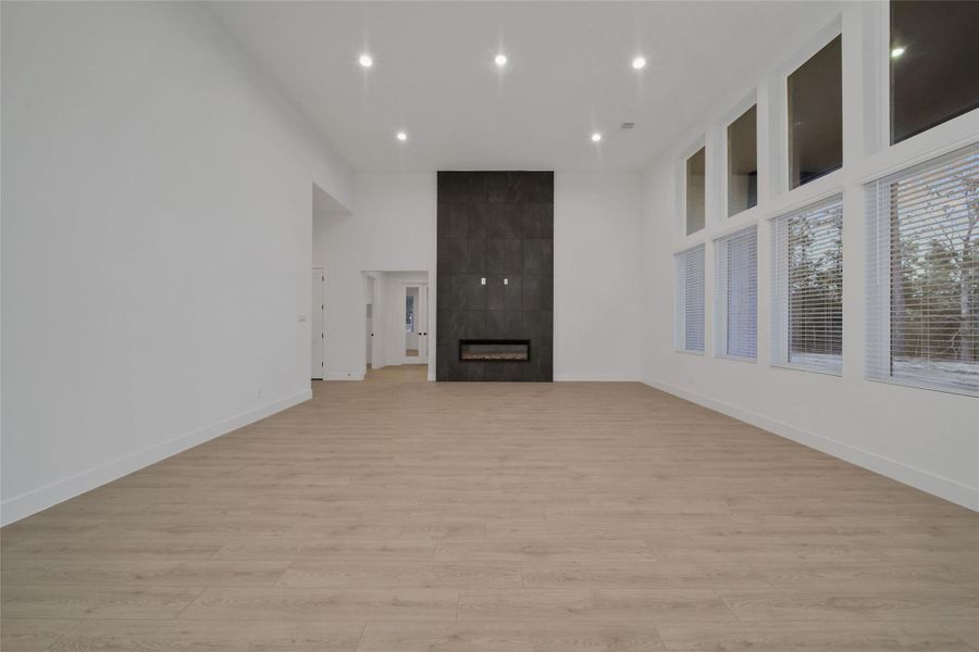 Spacious, unfurnished interior of a new home in , Pinehurst (Image 32). Spacious, unfurnished interior of a new home in , Pinehurst (Image 32).