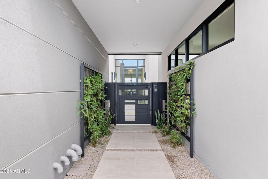 004_Courtyard Entrance