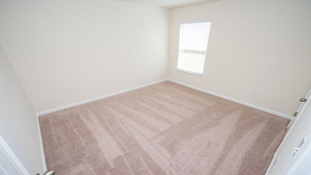 Representative unfurnished interior of a home built from the ARIA by D.R. Horton in Jordanville Farms, Galivants Ferry (Image 15).