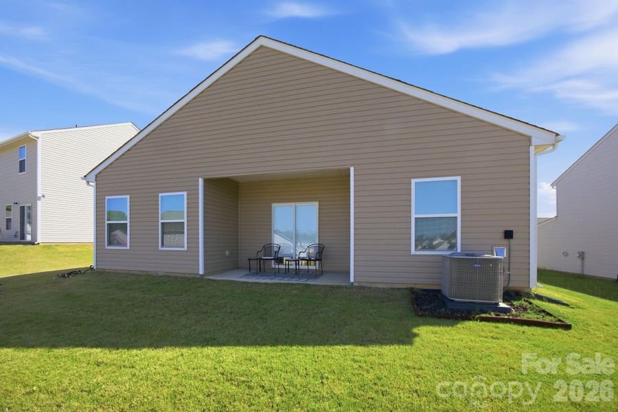 Exterior details and patio area of a home in Stagecoach Station, Gastonia (Image 22).
