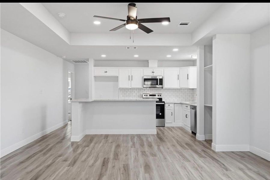 Spacious, unfurnished interior of a new home in , Hearne (Image 9). Spacious, unfurnished interior of a new home in , Hearne (Image 9).