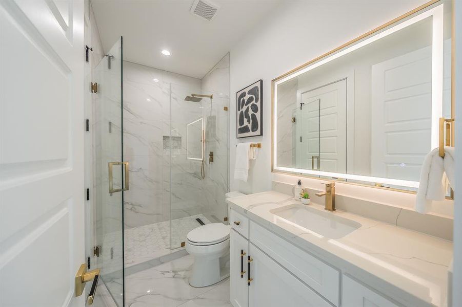 Furnished interior view inside a new home in , Colleyville (Image 28).