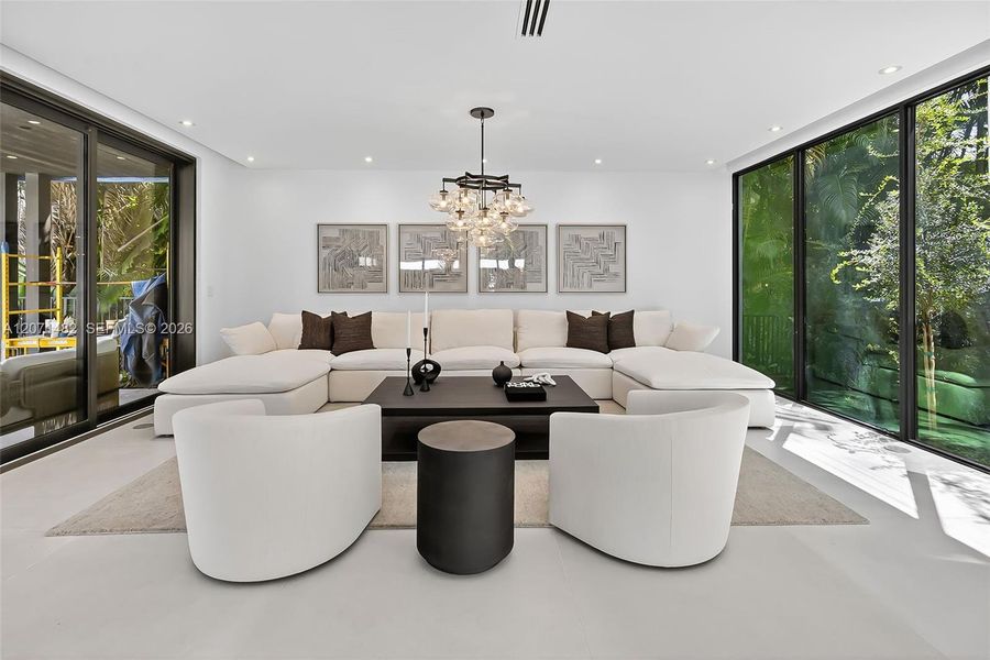 Furnished interior view inside a new home in , Fort Lauderdale (Image 40).