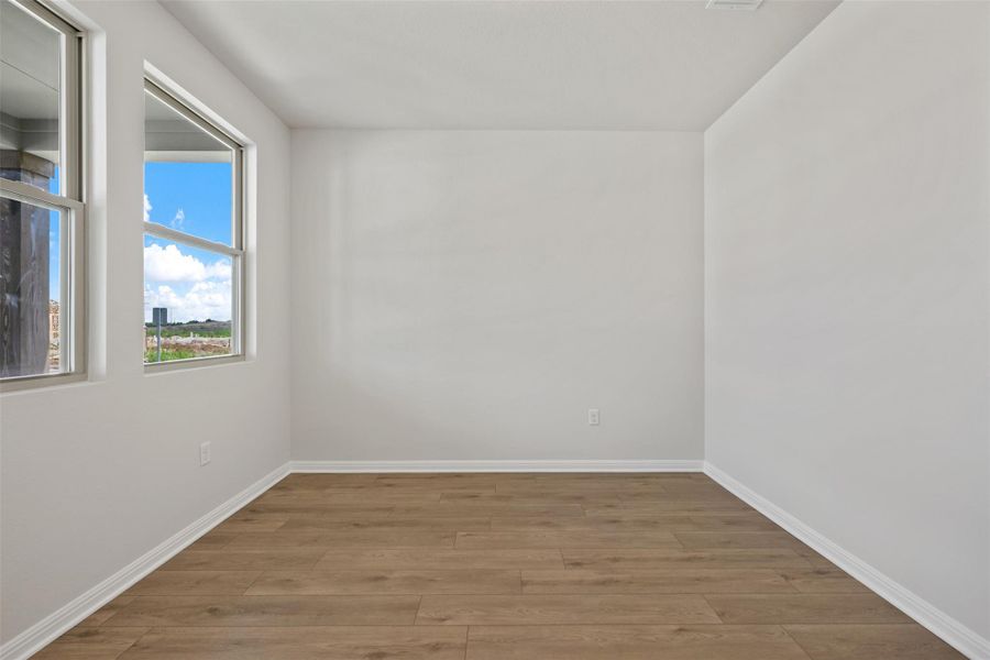 Spacious, unfurnished interior of a new home in Cannon Ranch, Dripping Springs (Image 15). Spacious, unfurnished interior of a new home in Cannon Ranch, Dripping Springs (Image 15).