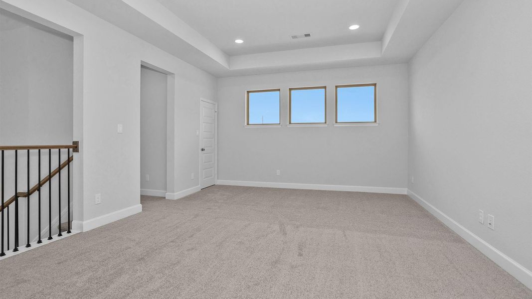 Spacious, unfurnished interior of a new home in Meridiana, Manvel (Image 12).