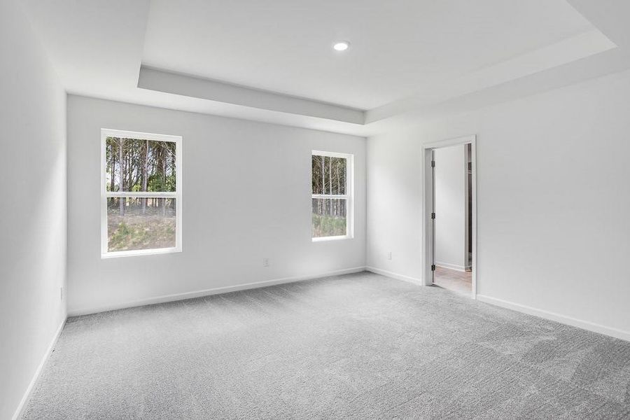 Spacious, unfurnished interior of a new home in Heritage River, Euharlee (Image 8).