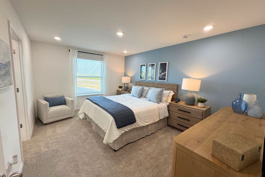 Furnished interior view inside a new home in Orchid Cove, Bokeelia (Image 8).