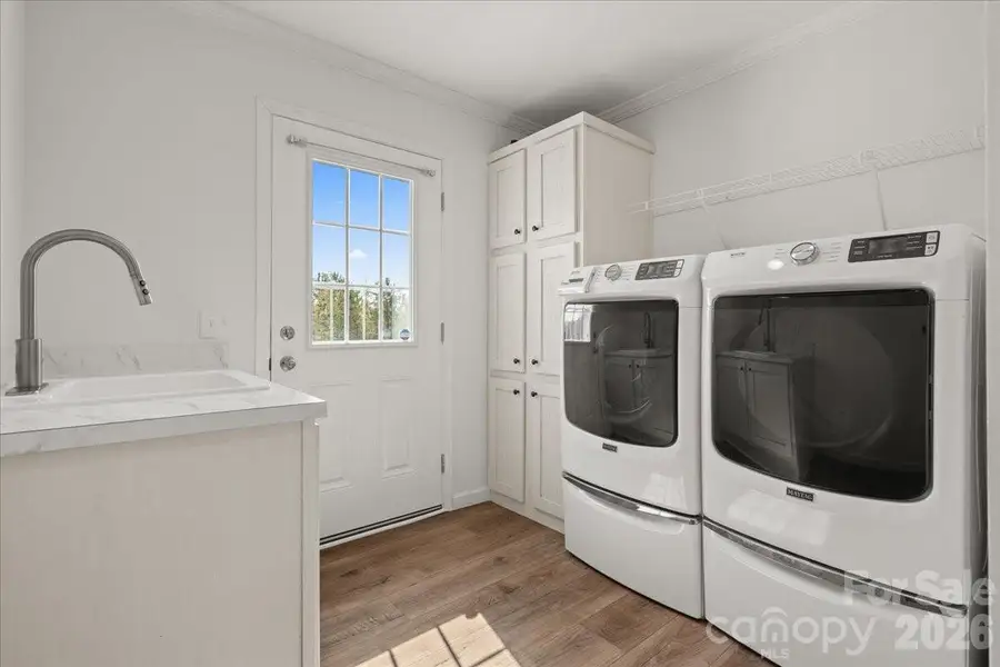 Furnished interior view inside a new home in , Bennettsville (Image 10).