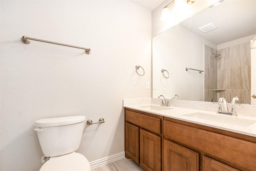 Furnished interior view inside a new home in Courts Of Bonnie Brae, Denton (Image 6).