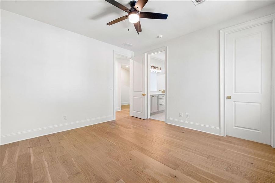 Spacious, unfurnished interior of a new home in , Brookhaven (Image 29).