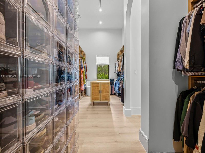 Furnished interior view inside a new home in , Palmetto Bay (Image 28).
