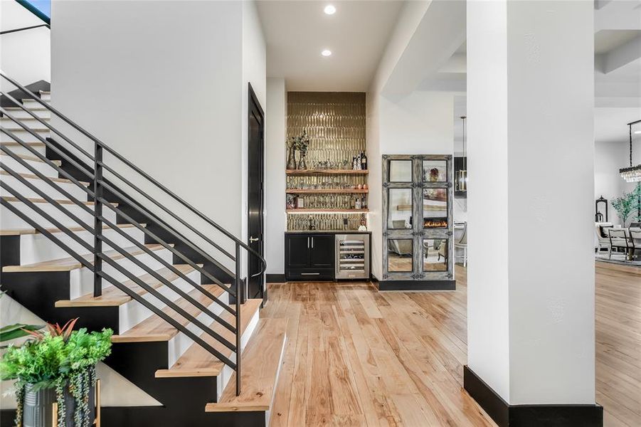 Spacious, unfurnished interior of a new home in , Horseshoe Bay (Image 19).