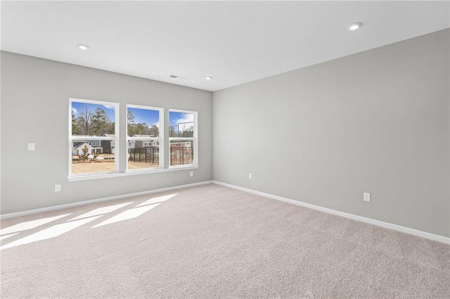 Spacious, unfurnished interior of a new home in Twin Lakes, Hoschton (Image 14). Spacious, unfurnished interior of a new home in Twin Lakes, Hoschton (Image 14).