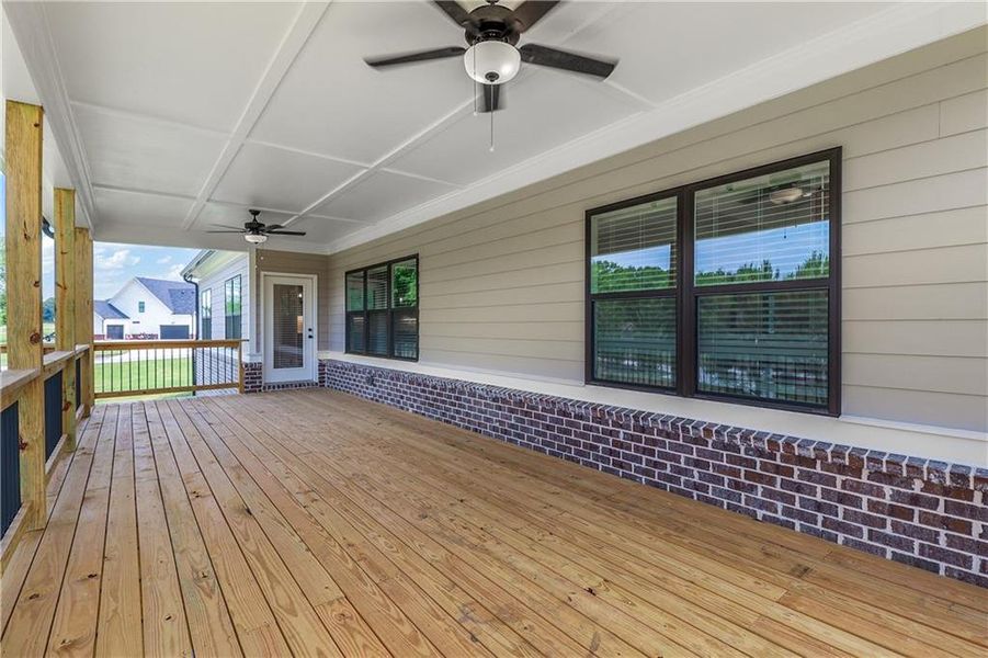 Exterior details and patio area of a home in Stonegate, Monroe (Image 28).