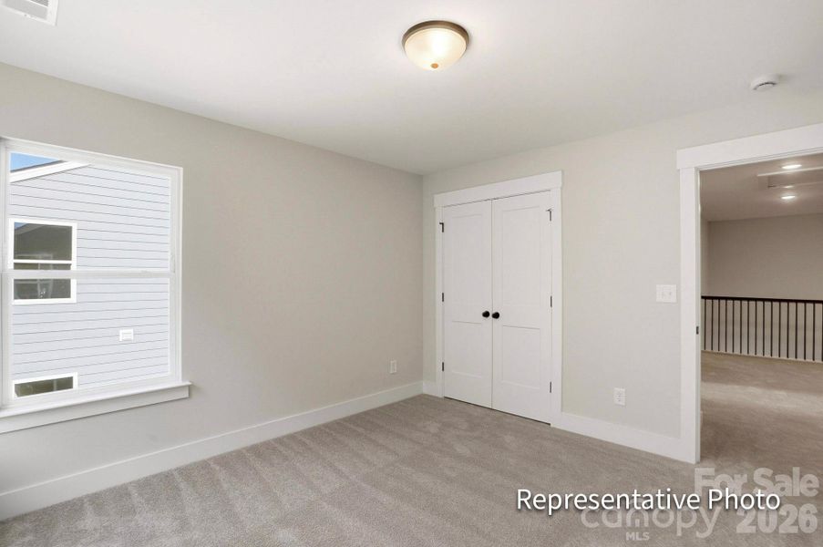 Spacious, unfurnished interior of a new home in Harrisburg Village, Harrisburg (Image 17).
