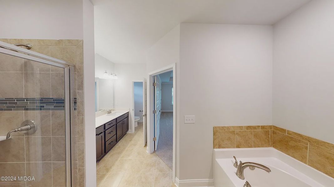 Furnished interior view inside a new home in Oakview Estates, Macon (Image 10).