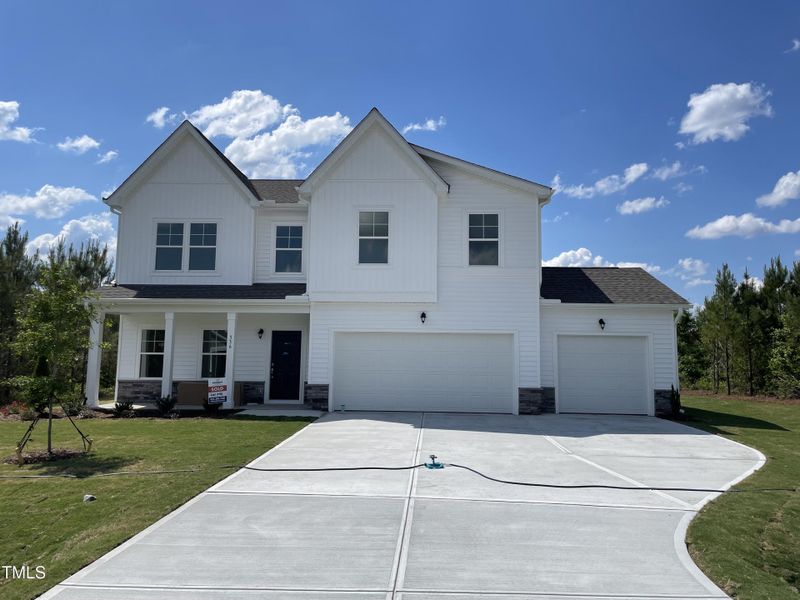 Curie Farm C with 3 Car Garage Curie Farm C with 3 Car Garage