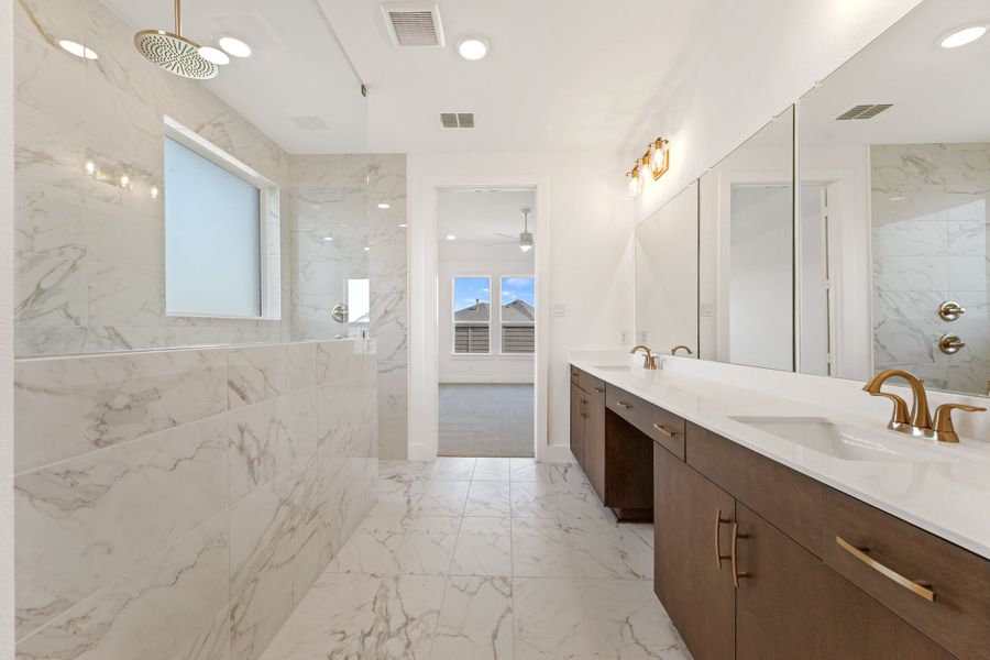 Furnished interior view inside a new home in Union Park, Little Elm (Image 11).