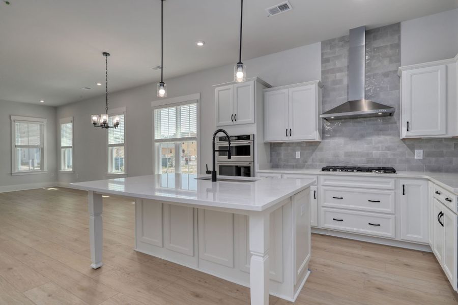 Furnished interior view inside a new home in SayeBrook, Myrtle Beach (Image 6).