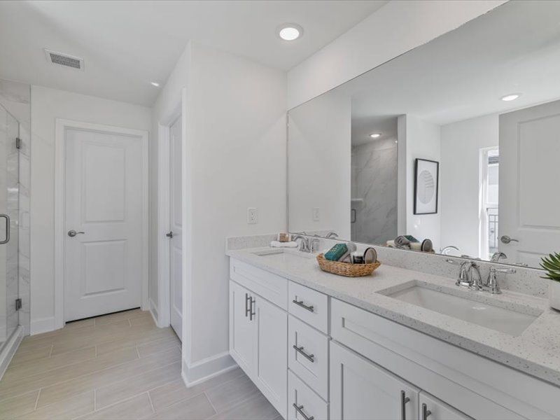 Representative furnished interior of a home built from the The Paradise Cove II by Sunlife Homes LLC in Cape Coral, Cape Coral (Image 30).