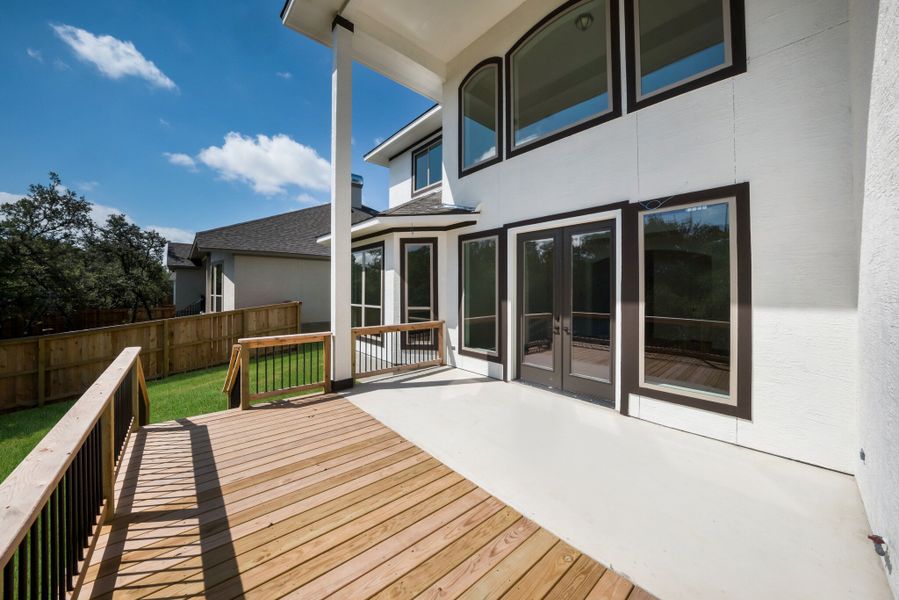 Representative exterior details of a home built from the The Travis by Whitestone Custom Homes in Johnson Ranch, Bulverde (Image 32).