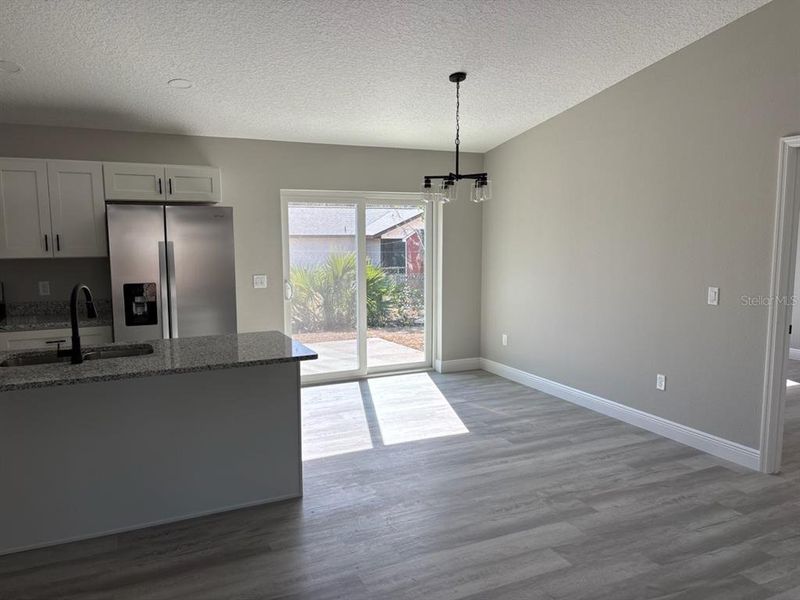 Spacious, unfurnished interior of a new home in , Citrus Springs (Image 22).