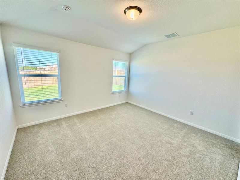 Spacious, unfurnished interior of a new home in Lexington Parke, Del Valle (Image 5). Spacious, unfurnished interior of a new home in Lexington Parke, Del Valle (Image 5).