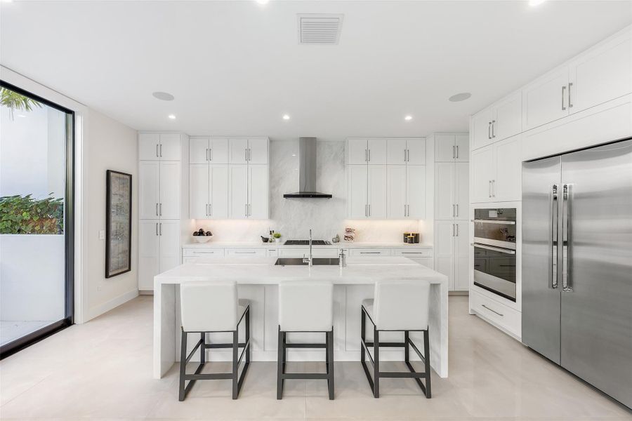 Furnished interior view inside a new home in , Fort Lauderdale (Image 22).